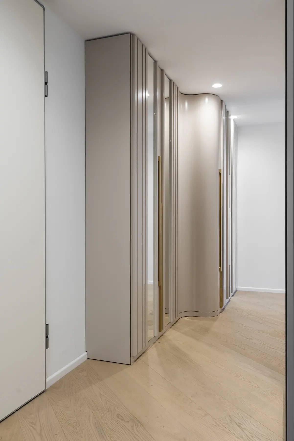 Apartment 08 — Hol — fotografie 1