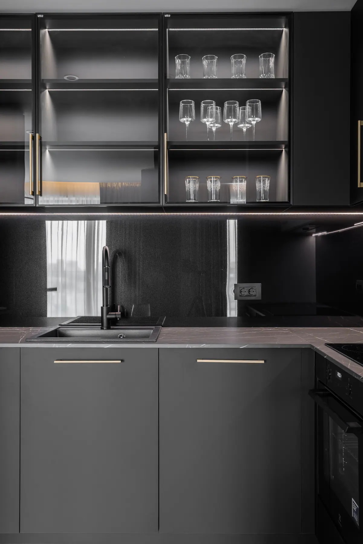 Apartment 09 — Bucătării — fotografie 3